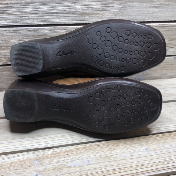 Clarks Tan Slip on Leather 8M Mules - Picture 4 of 7